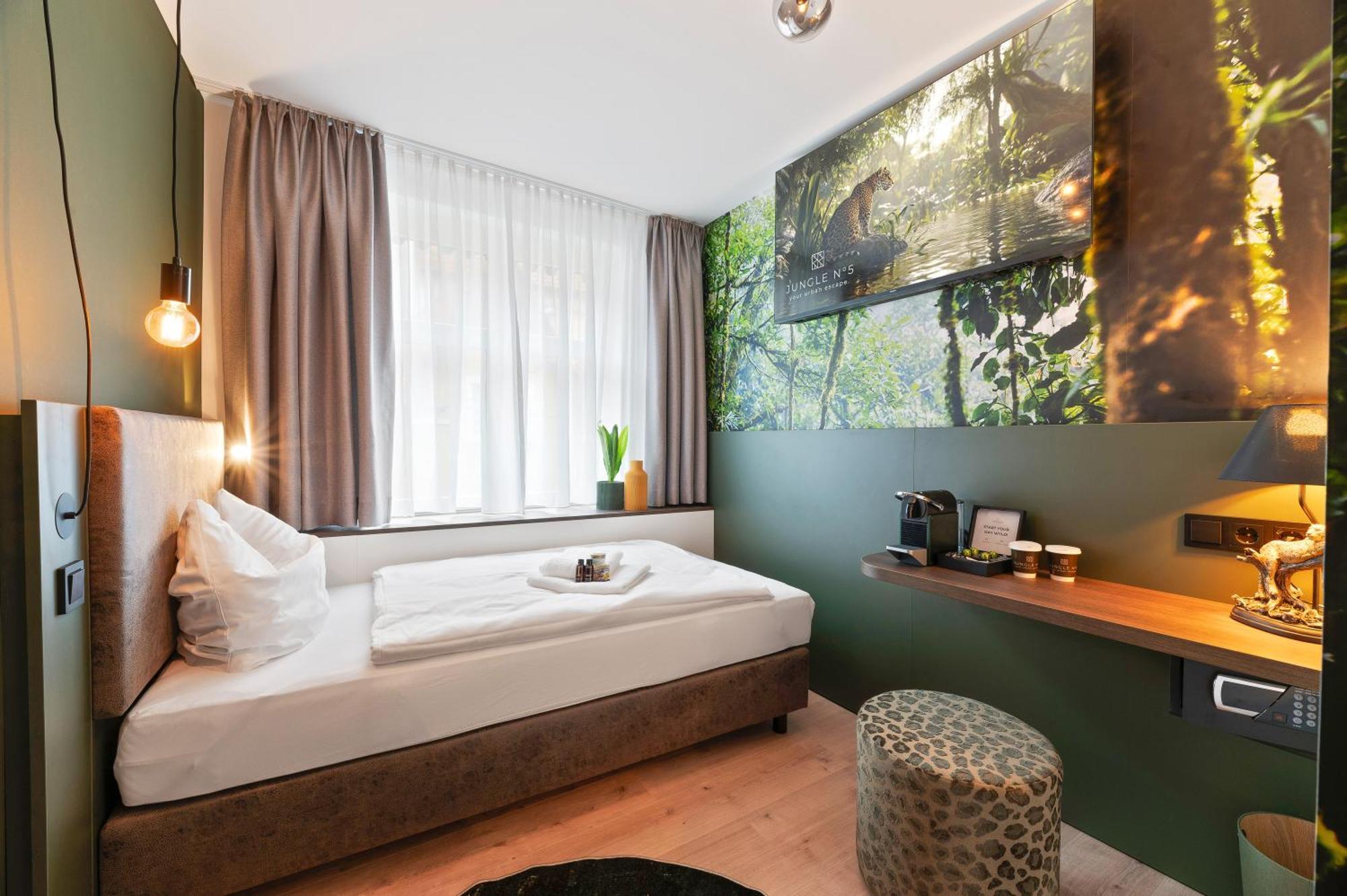 Hotel Jungle No5 Boutique - City-center Stuttgart